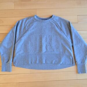 Nike Dri-Fit Gray Oversized Cropped Sweatshirt Size Medium